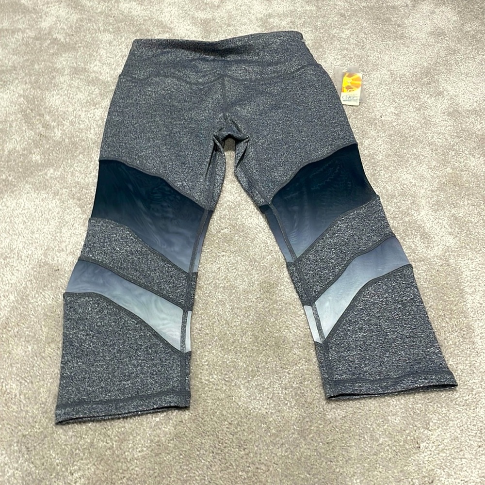 C&C California yoga Capri pants size Med
